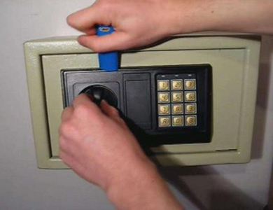 弓长岭24小时上门开锁公司